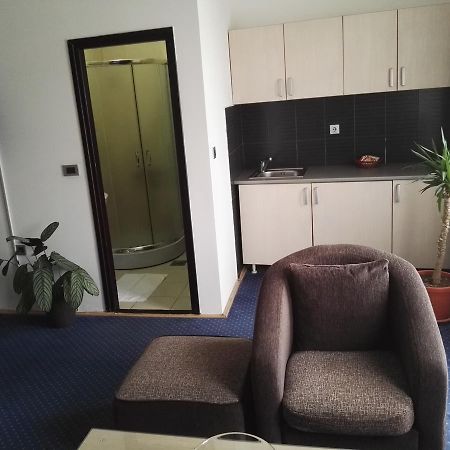 Guest House Amico Вране Экстерьер фото