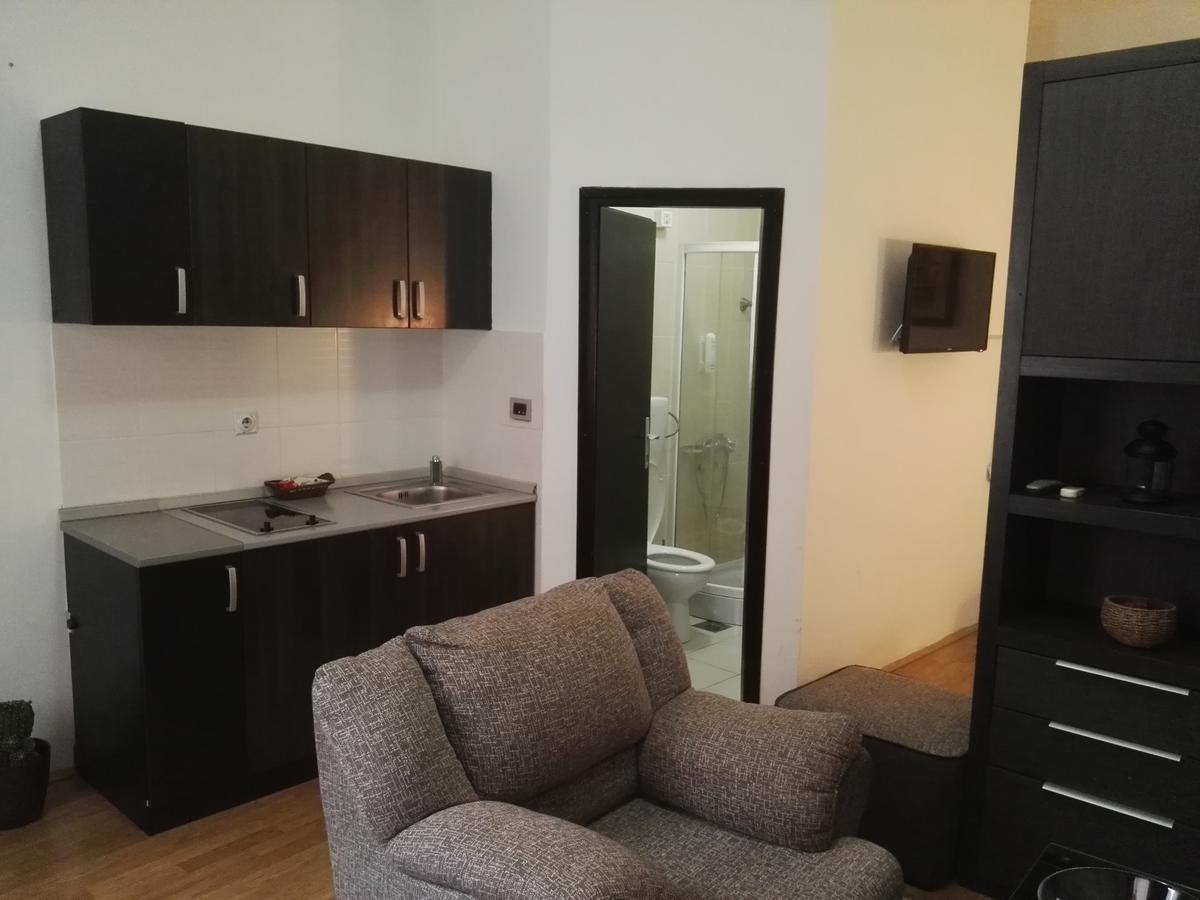 Guest House Amico Вране Экстерьер фото